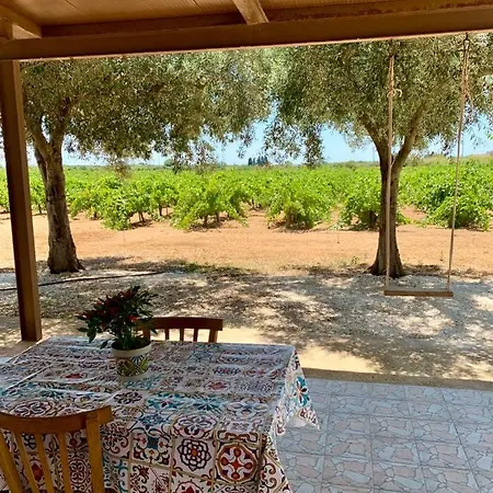 Casa Tra I Vigneti, 2 Km Dal Mare Tatil Evi Tre Fontane